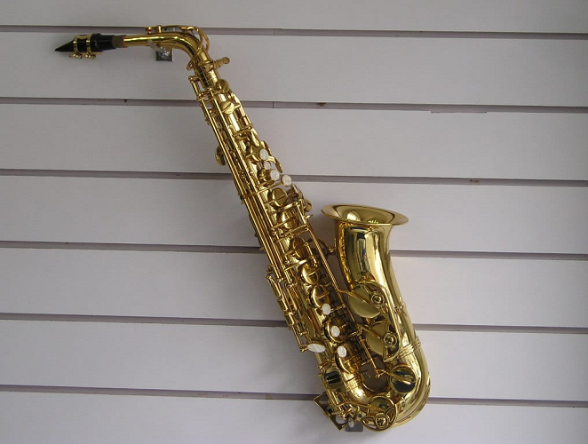 Tenor saxophone